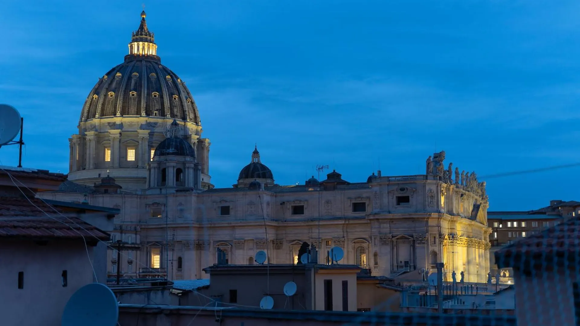 Touristaccommodationr&Dsanpietro ローマ アパート